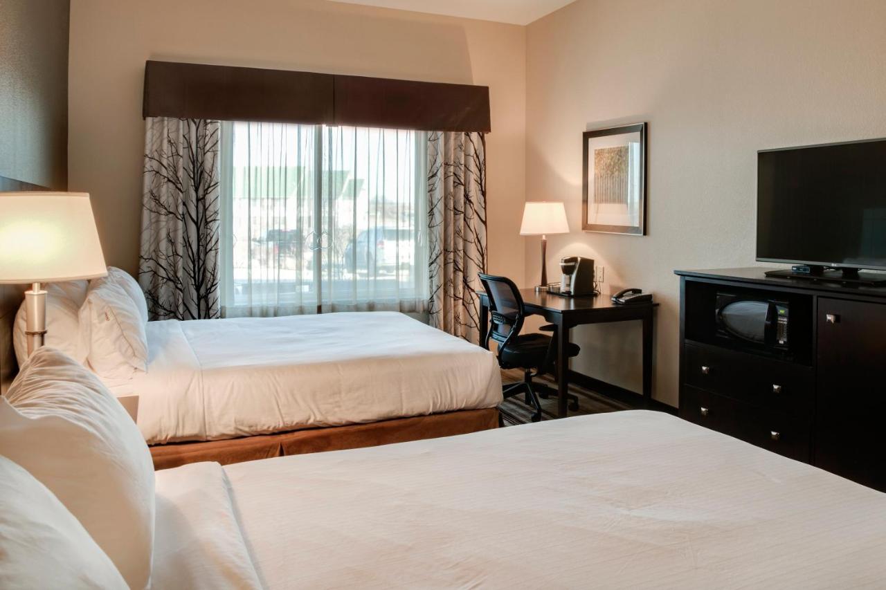 Holiday Inn Express & Suites Nevada By Ihg Exterior foto